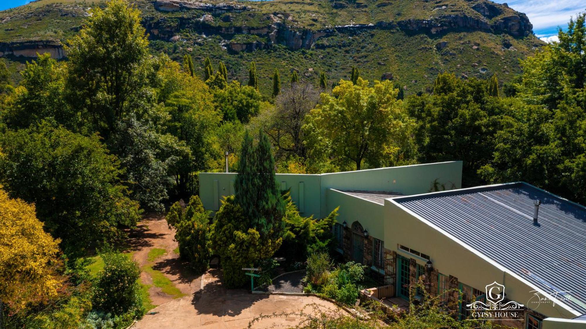 Gypsy Guest House Clarens Exterior photo